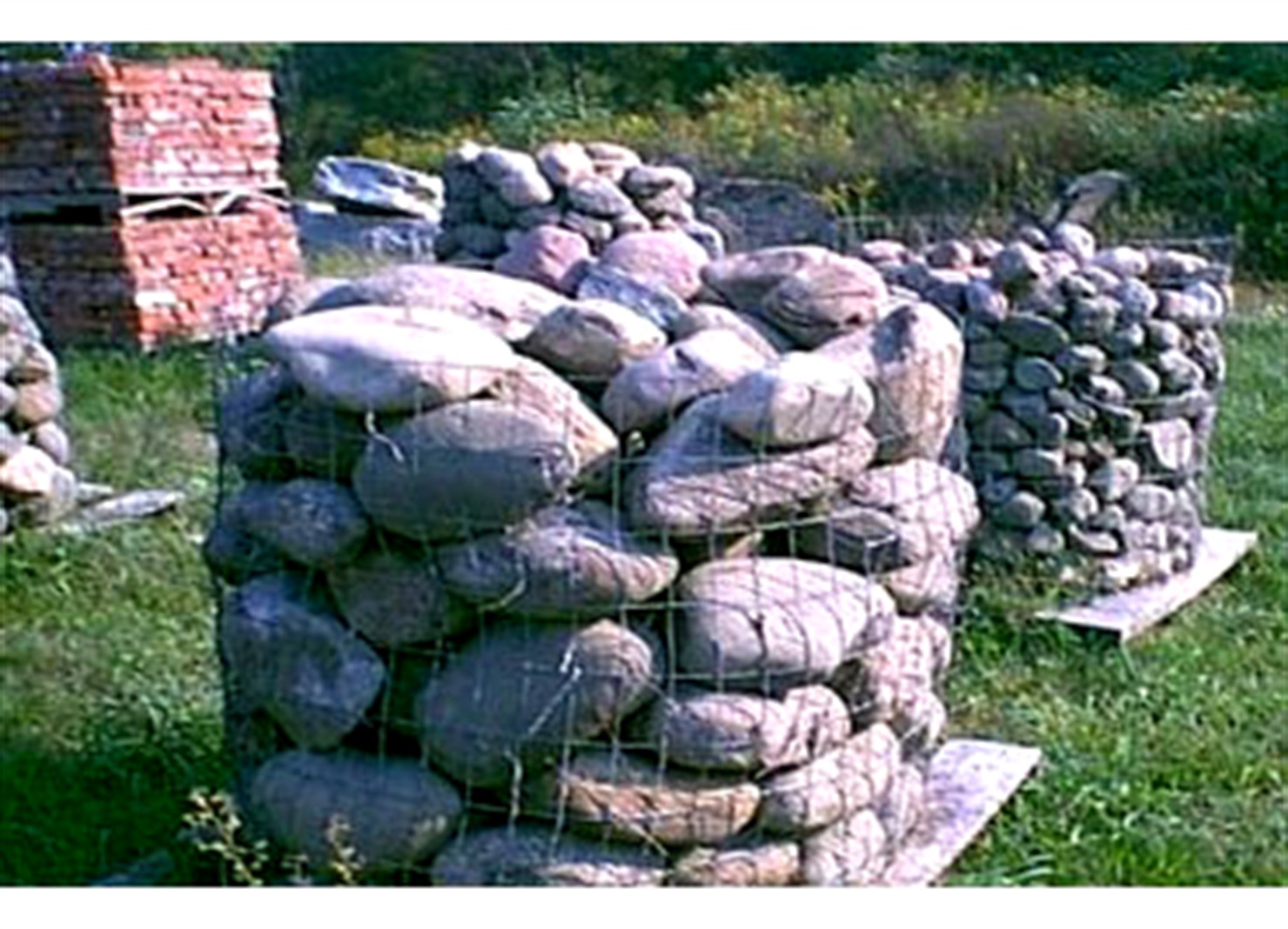 Pennsylvania creek stone medium round